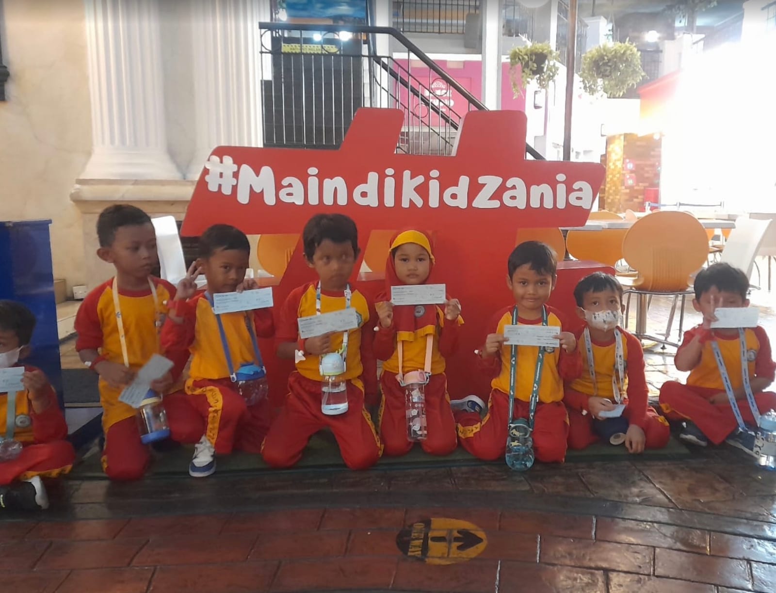 Suasana sekolah